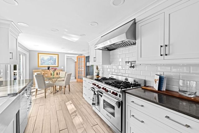 4 Country Drive, Hingham, MA 02043