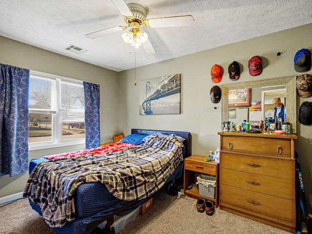 201 S 18TH Street, Council Bluffs, IA 51501