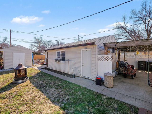 201 S 18TH Street, Council Bluffs, IA 51501