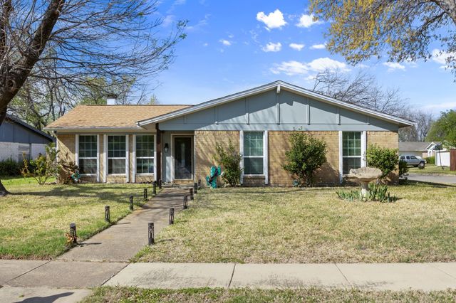 201 Volunteer Drive, Arlington, TX 76014