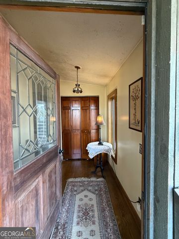 1675 Hi Roc Road NE, Conyers, GA 30012