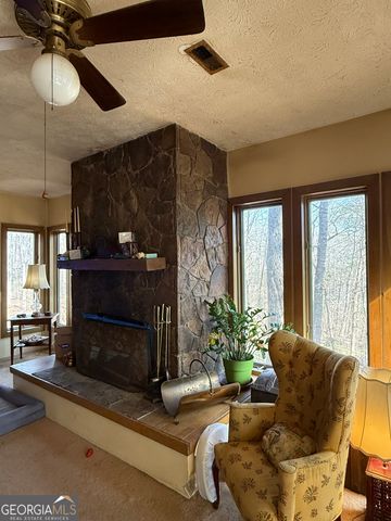 1675 Hi Roc Road NE, Conyers, GA 30012