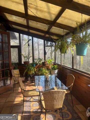 1675 Hi Roc Road NE, Conyers, GA 30012