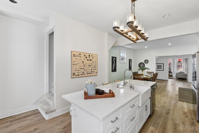 1723 Kinney Avenue, Cincinnati, OH 45207