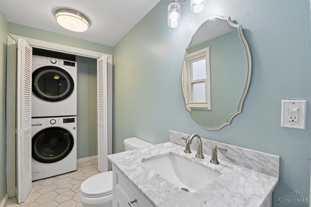 1723 Kinney Avenue, Cincinnati, OH 45207