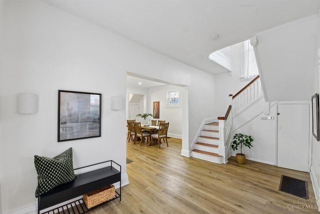 1723 Kinney Avenue, Cincinnati, OH 45207