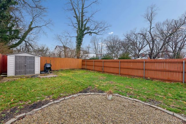 1723 Kinney Avenue, Cincinnati, OH 45207