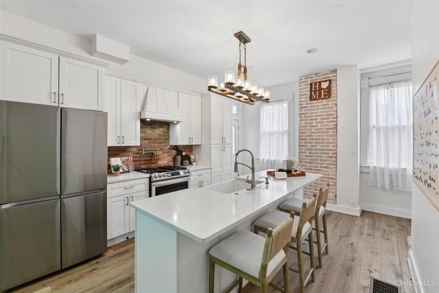 1723 Kinney Avenue, Cincinnati, OH 45207