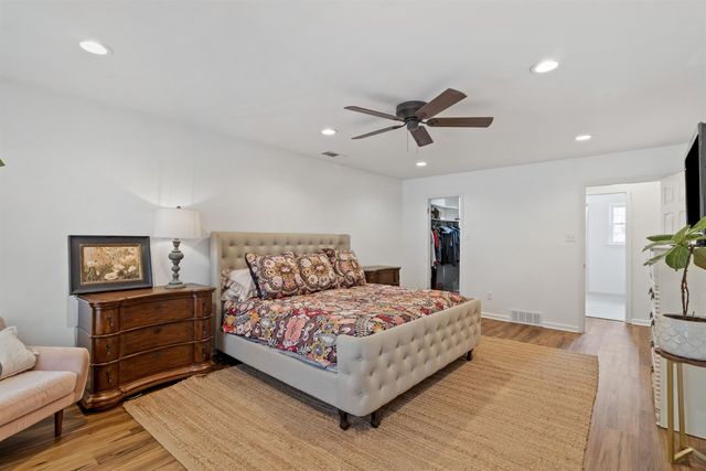 2400 BRACHTON AVE, Germantown, TN 38139