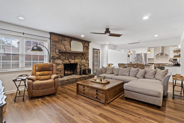 2400 BRACHTON AVE, Germantown, TN 38139