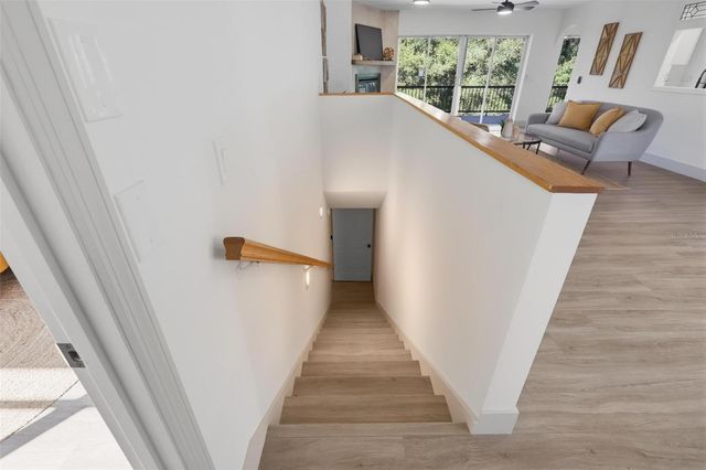 250 DEERFOOT ROAD, Deland, FL 32720