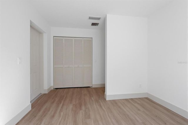 250 DEERFOOT ROAD, Deland, FL 32720