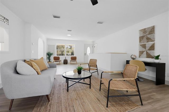 250 DEERFOOT ROAD, Deland, FL 32720