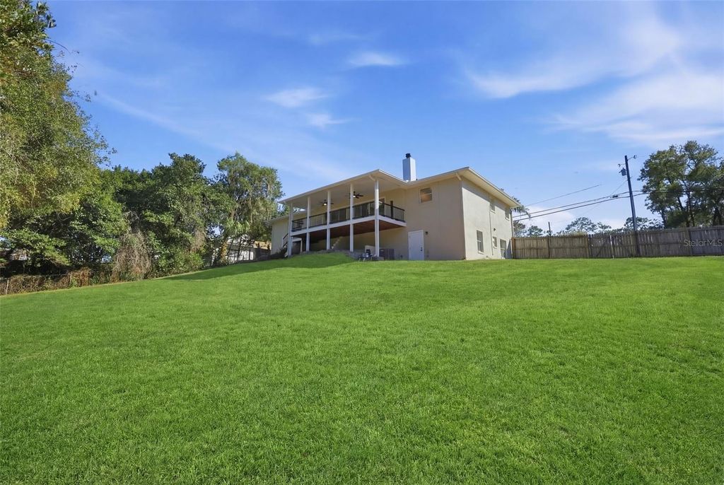 Image 24 of property listing at 250 DEERFOOT ROAD, Deland, FL 32720