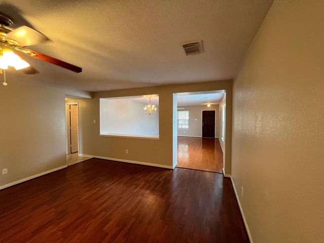 15202 Lynford Crest Drive, Houston, TX 77083