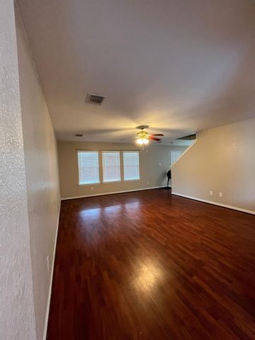 15202 Lynford Crest Drive, Houston, TX 77083