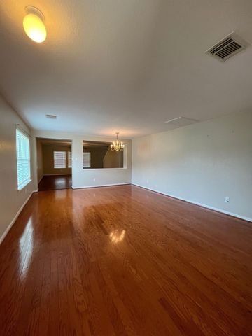 15202 Lynford Crest Drive, Houston, TX 77083