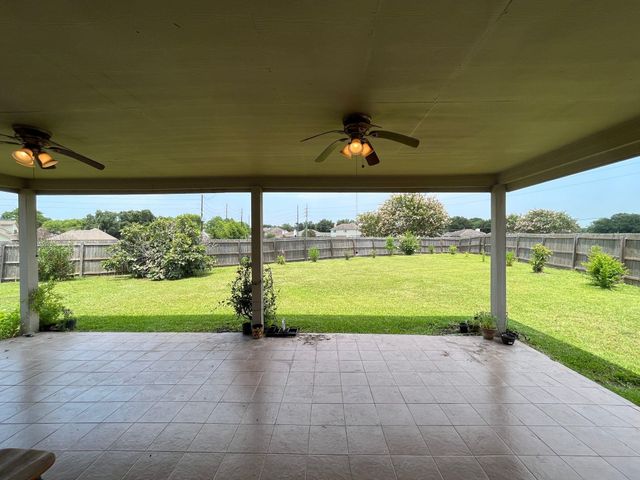 15202 Lynford Crest Drive, Houston, TX 77083