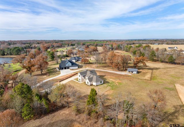 22039 CR 3312, Chandler, TX 75758