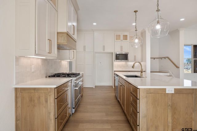 22039 CR 3312, Chandler, TX 75758