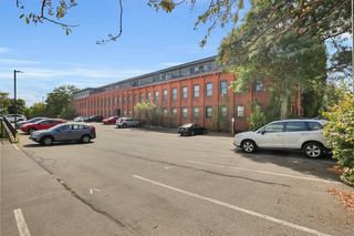 234 South Main Street APT 414, Middletown, CT 06457