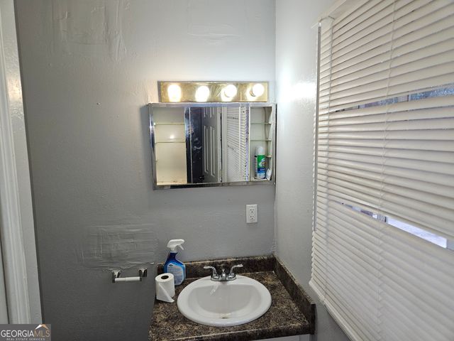 3733 Lindsey Drive, Macon, GA 31206