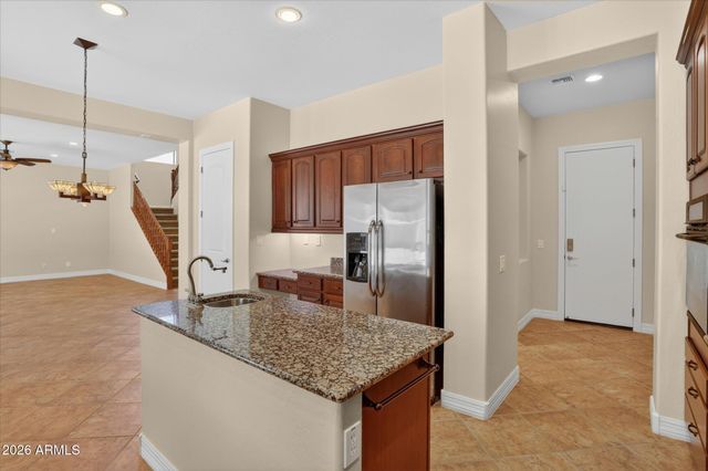 6931 W DALE Lane, Peoria, AZ 85383