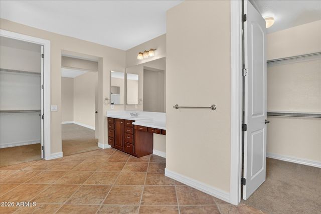 6931 W DALE Lane, Peoria, AZ 85383