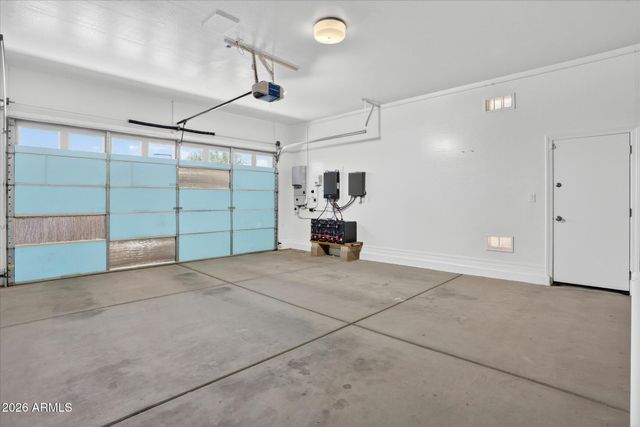 6931 W DALE Lane, Peoria, AZ 85383