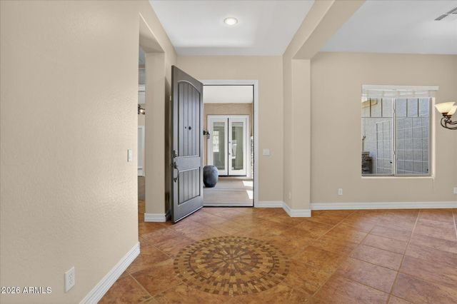 6931 W DALE Lane, Peoria, AZ 85383