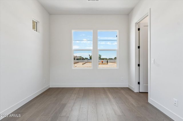 1541 E NOLAN Place, Chandler, AZ 85249