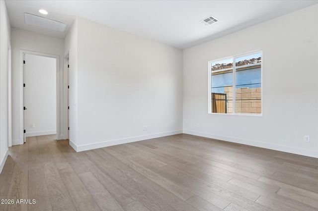 1541 E NOLAN Place, Chandler, AZ 85249