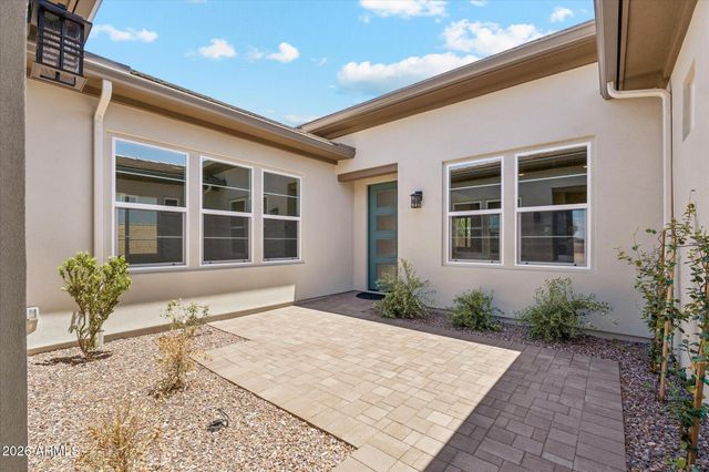 1541 E NOLAN Place, Chandler, AZ 85249