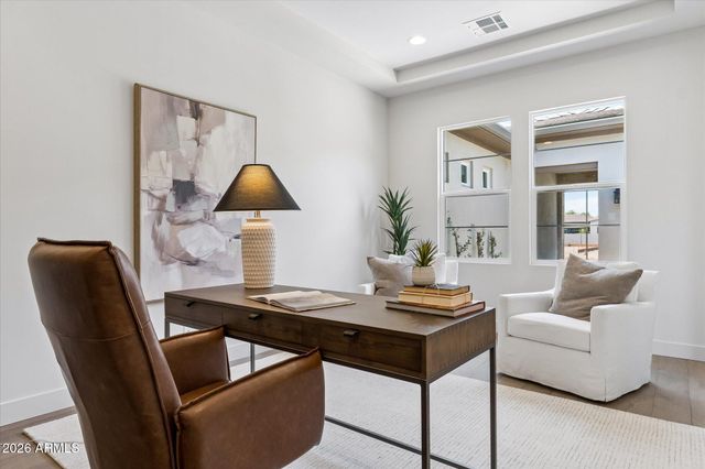 1541 E NOLAN Place, Chandler, AZ 85249