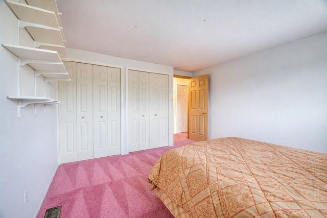 1434 Pine Valley Boulevard, Ann Arbor, MI 48104