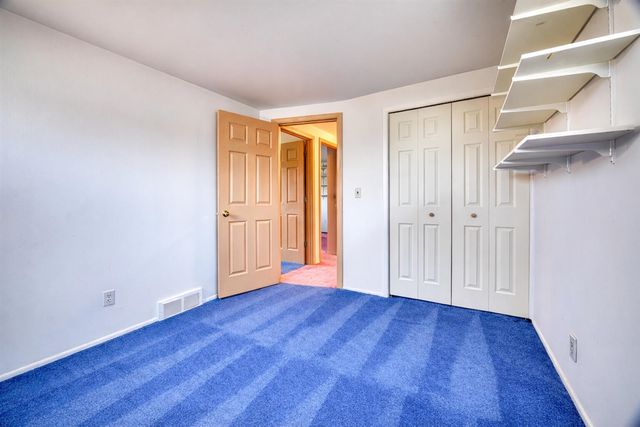 1434 Pine Valley Boulevard, Ann Arbor, MI 48104