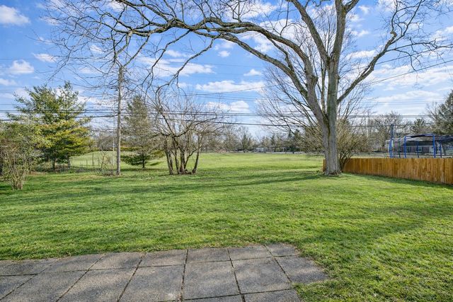 1434 Pine Valley Boulevard, Ann Arbor, MI 48104