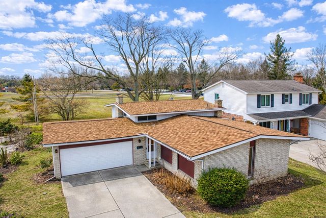 1434 Pine Valley Boulevard, Ann Arbor, MI 48104