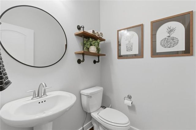 4406 SW Amethyst Drive, Lee's Summit, MO 64082