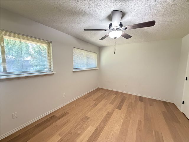 1012 Purdue Drive, Arlington, TX 76012