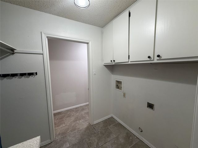 1012 Purdue Drive, Arlington, TX 76012