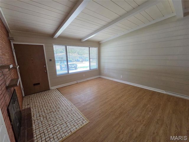 2321 Noll Drive, Moline Acres, MO 63136