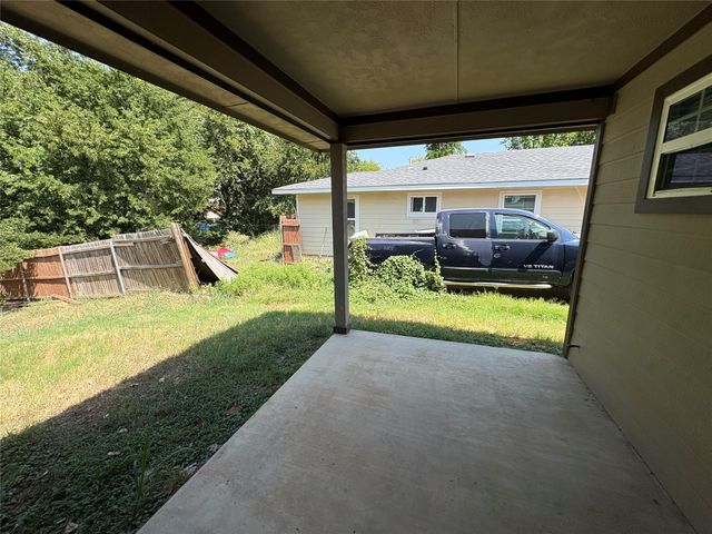 549 Neomi Avenue, Dallas, TX 75217