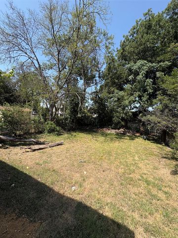 549 Neomi Avenue, Dallas, TX 75217