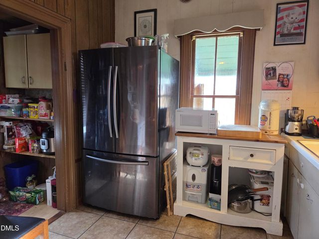 812 W Anderson Street, Selma, NC 27576