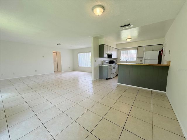 10122 MASON DIXON CIRCLE, Orlando, FL 32821