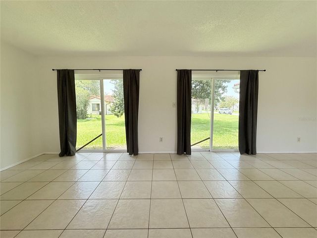 10122 MASON DIXON CIRCLE, Orlando, FL 32821
