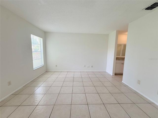 10122 MASON DIXON CIRCLE, Orlando, FL 32821
