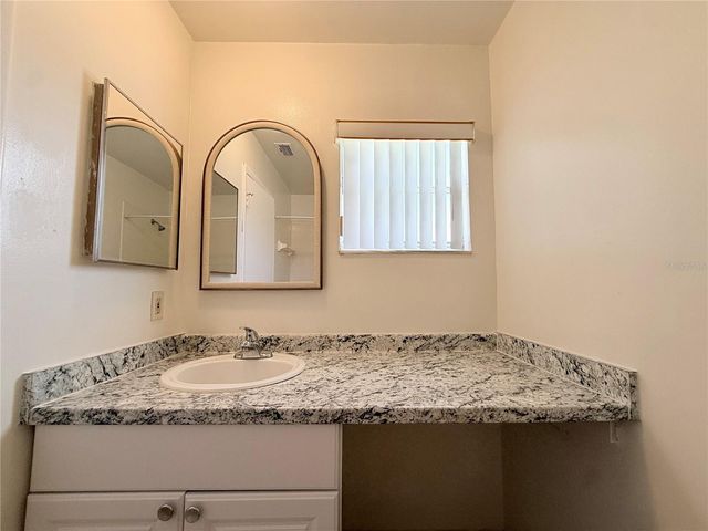 10122 MASON DIXON CIRCLE, Orlando, FL 32821