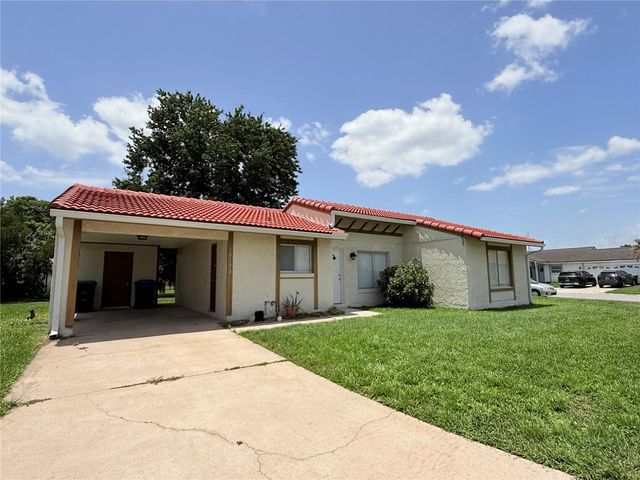 10122 MASON DIXON CIRCLE, Orlando, FL 32821